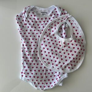 Roller Rabbit Matching onesie and bib set size 3-6 mos